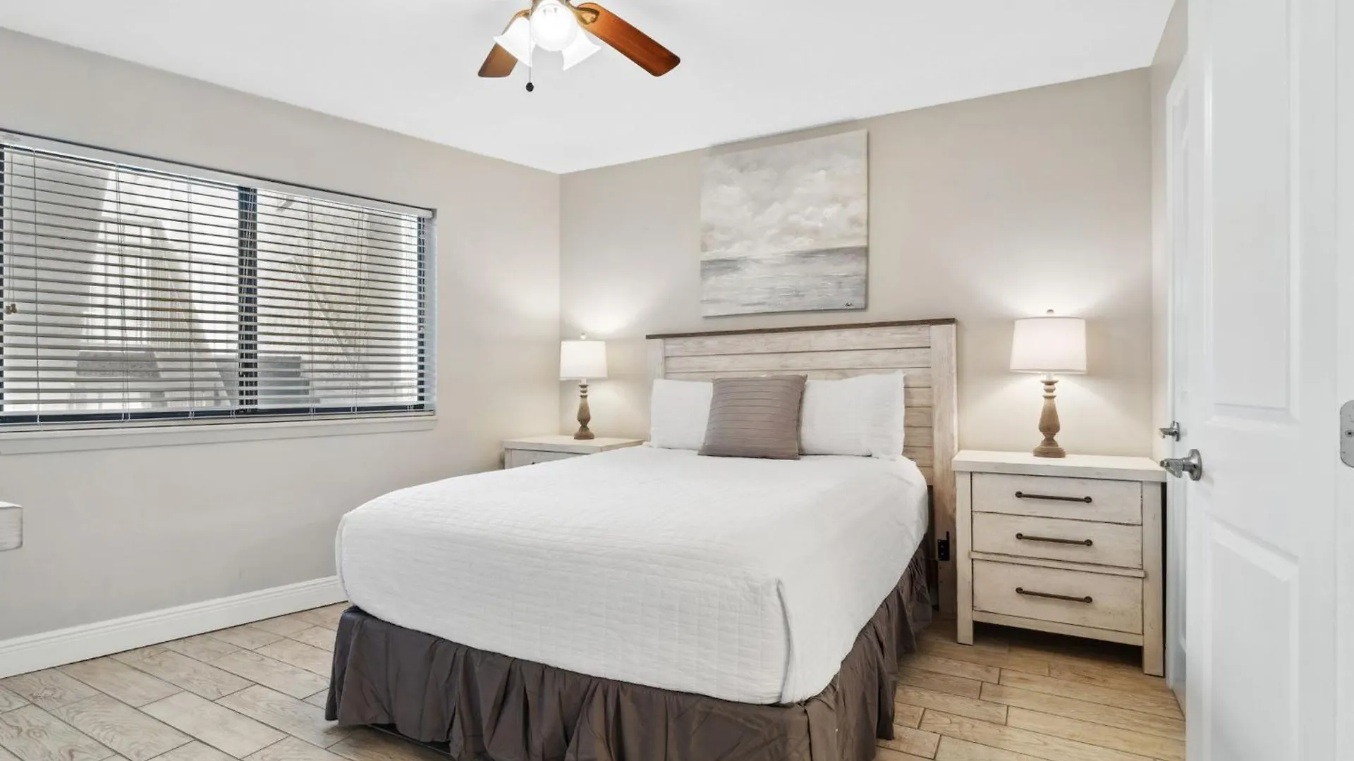 Apartment Mainsail Breeze With Heated Pool And Tennis Destin